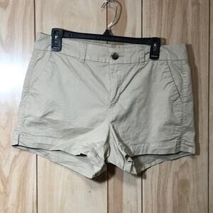Old Navy Khaki Relaxed Fix Med-Rise Beige Shorts 10